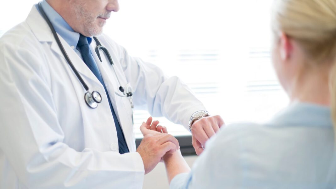 How Primary Care Physicians Help Manage Your Long-Term Health Goals
